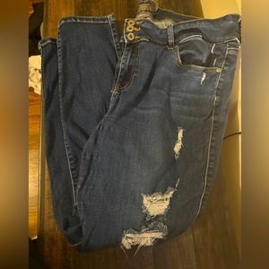 22R Torrid Jeans